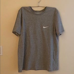 BRAND NEW!! Nike tshirt
